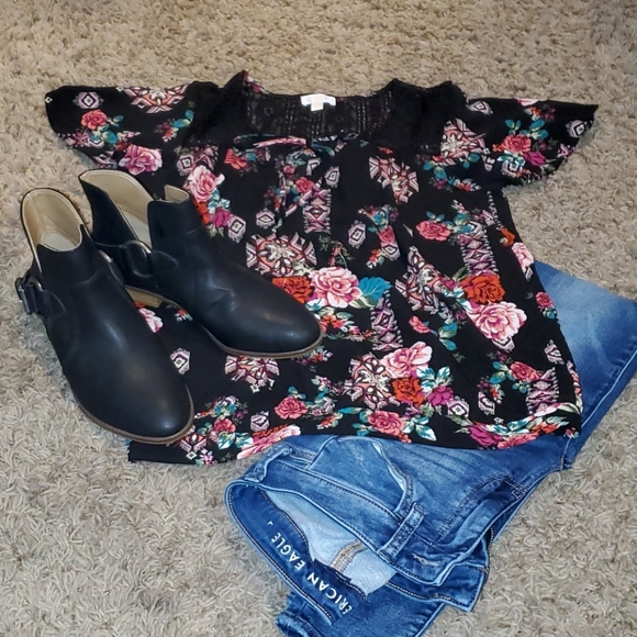 Very pretty Blouse - Picture 1 of 5